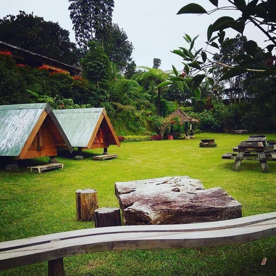 מלון Warung Rekreasi Bedugul מראה חיצוני תמונה