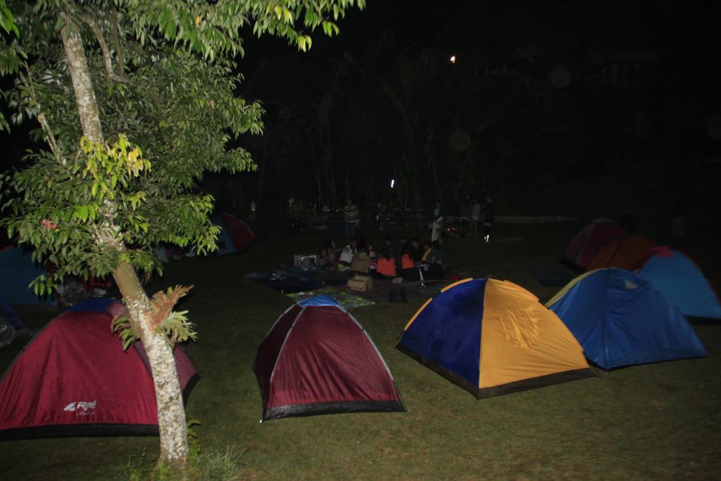 מלון Warung Rekreasi Bedugul מראה חיצוני תמונה