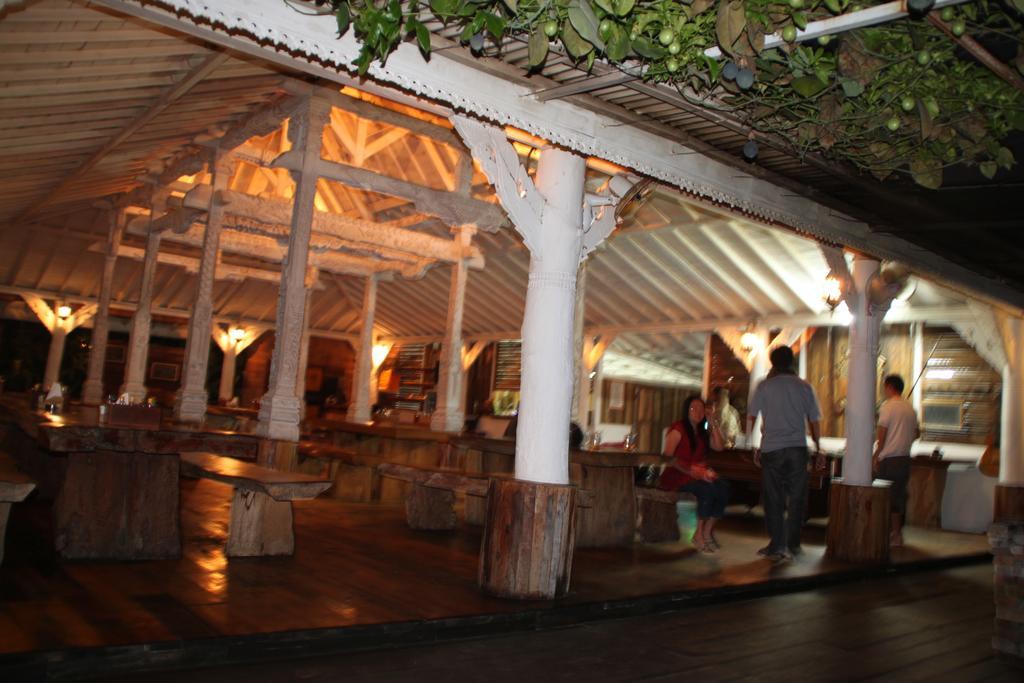 מלון Warung Rekreasi Bedugul מראה חיצוני תמונה